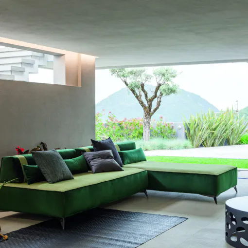 Divano con penisola Merk Air di Fabbri Salotti