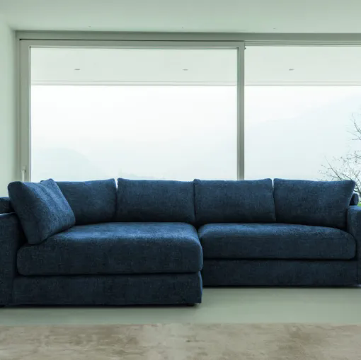 Divano con penisola Nashira di Fabbri Salotti