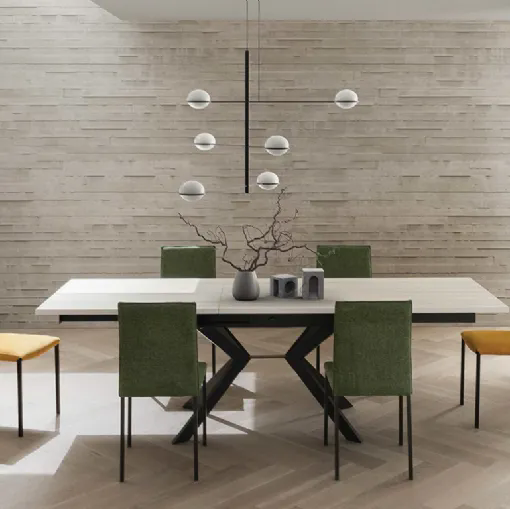 Tavolo allungabile Karol di La Primavera