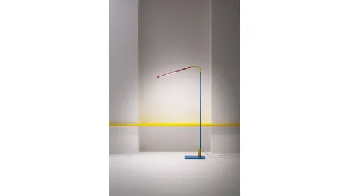 Lampada da terra con struttura in alluminio verniciato Wl 130 di Vesoi