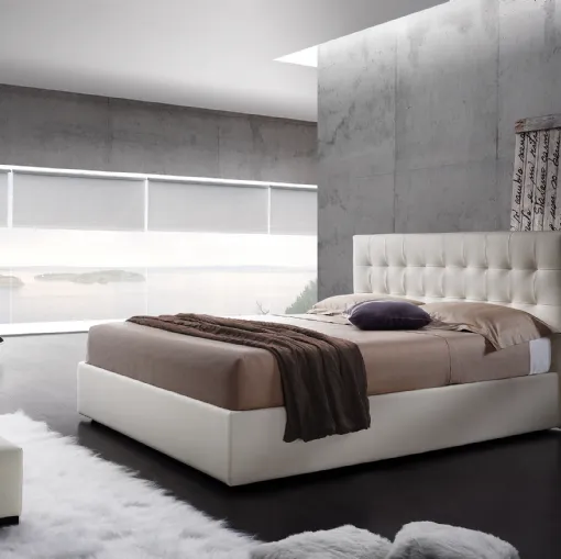 Letto in ecopelle dal design elegante Sirius di Fabbri Salotti